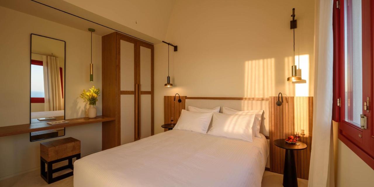 Potnia Theron Suites Akrotiri  Bagian luar foto